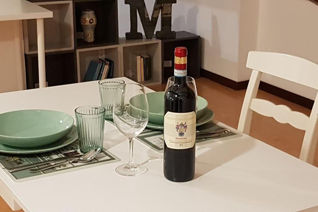 Apartamento Casa Marzia - Vicino A Sant'Orsola E Centro Citta, Silenzioso E Accogliente Bolonia Exterior foto